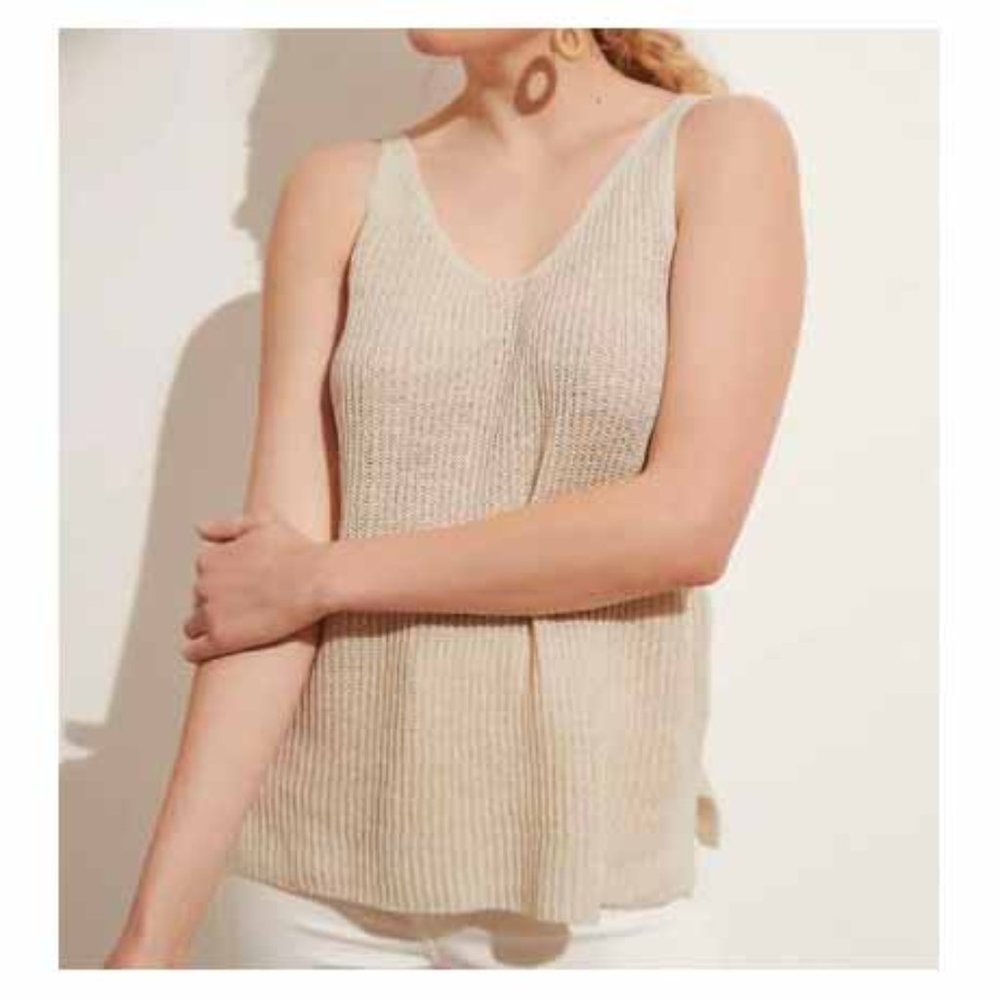 COPY - Banana Republic linen shell